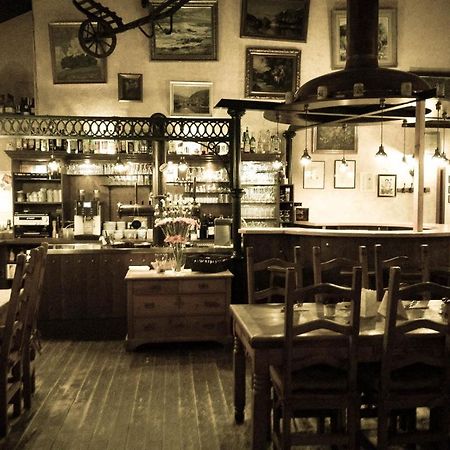 Altes Bierhaus Hotel Arzbach Buitenkant foto
