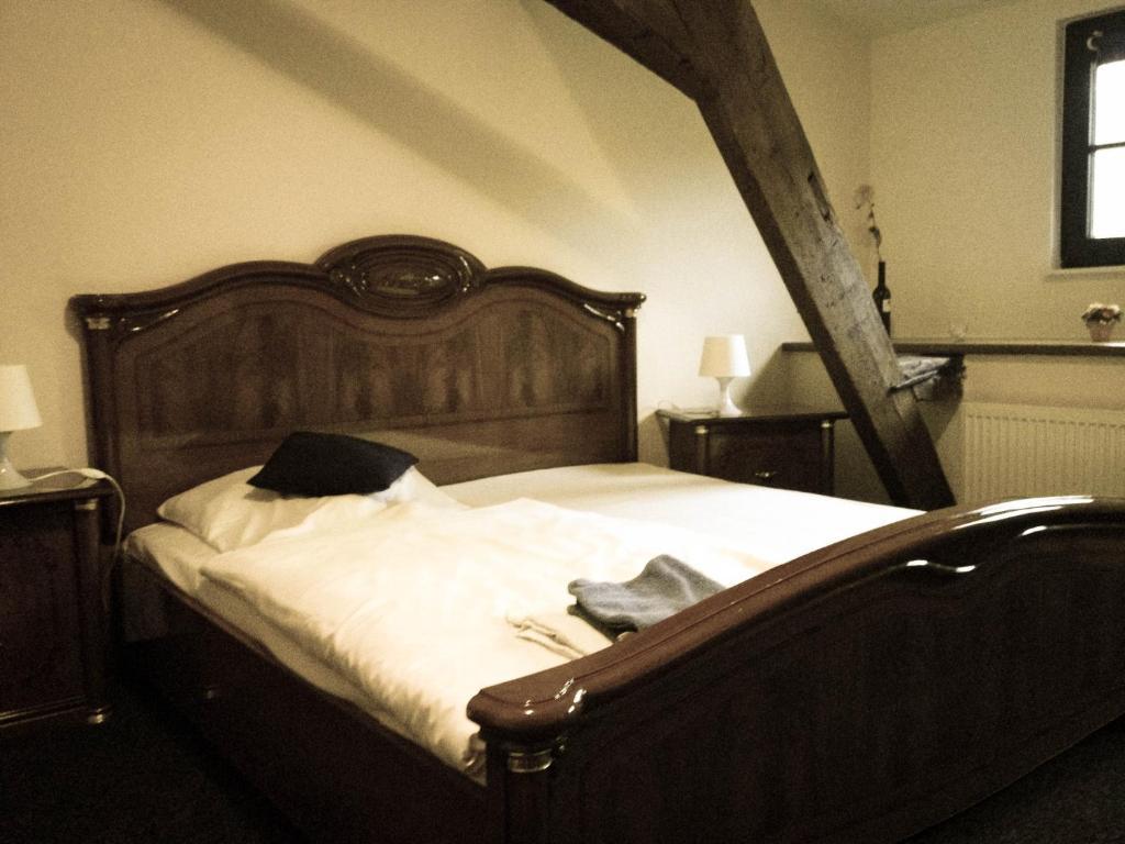 Altes Bierhaus Hotel Arzbach Buitenkant foto